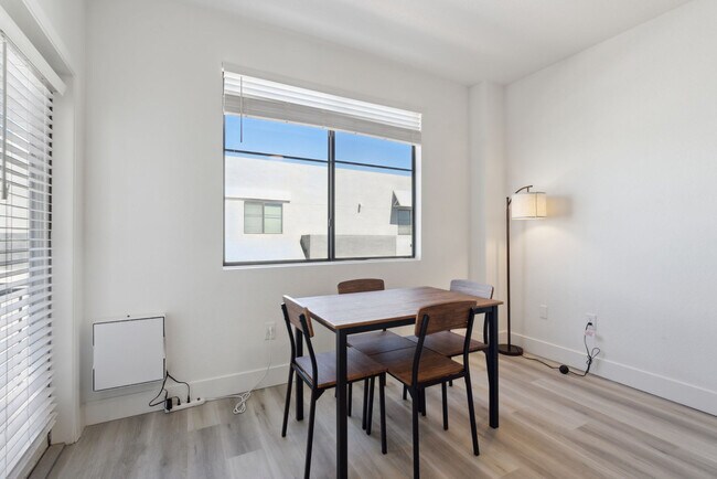 6610 N 93rd Ave unit ID1055571P, Glendale, AZ 85305 - photo 4