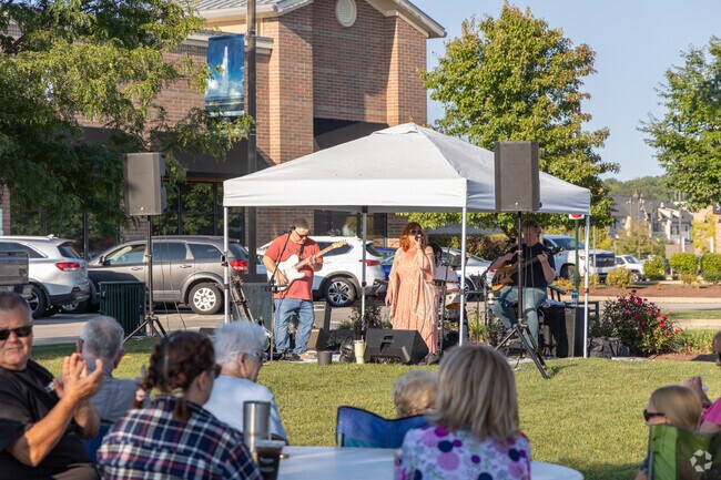 The Summer Concert Series is a great way to hear new bands.