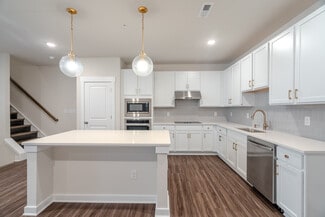 3446 Carlton St, Richmond, VA 23230