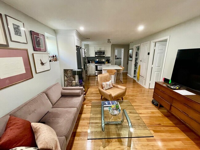 42 Woodrow Ave unit 1, Boston, MA 02124 - photo 6