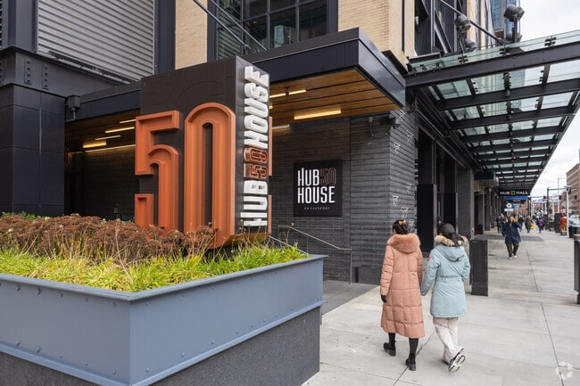 There are a number of condos within North Station that make city living a breeze.