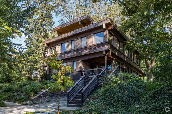 Enjoy modern living in Kent's contemporary houses.