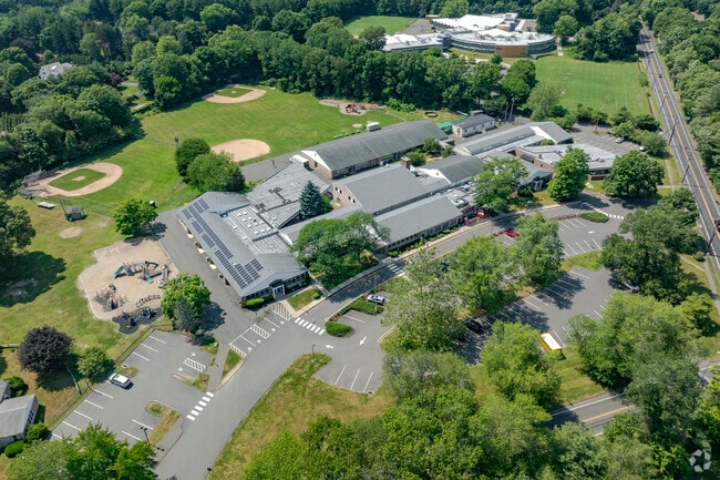 Coleytown Elementary School is located at 65 Easton Road in Westport, CT.