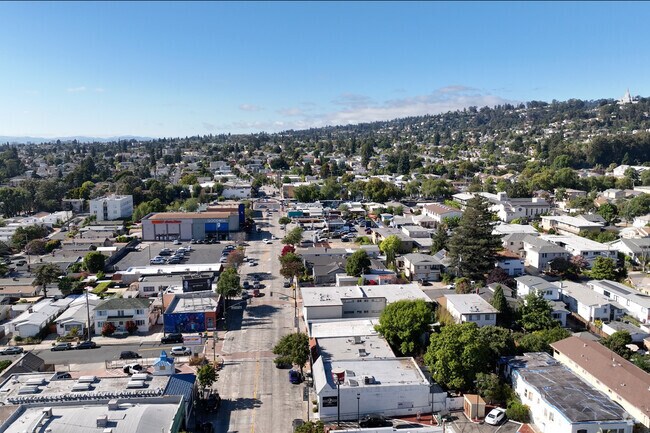 MacArthur Boulevard is walking distance for many homes in Laurel.