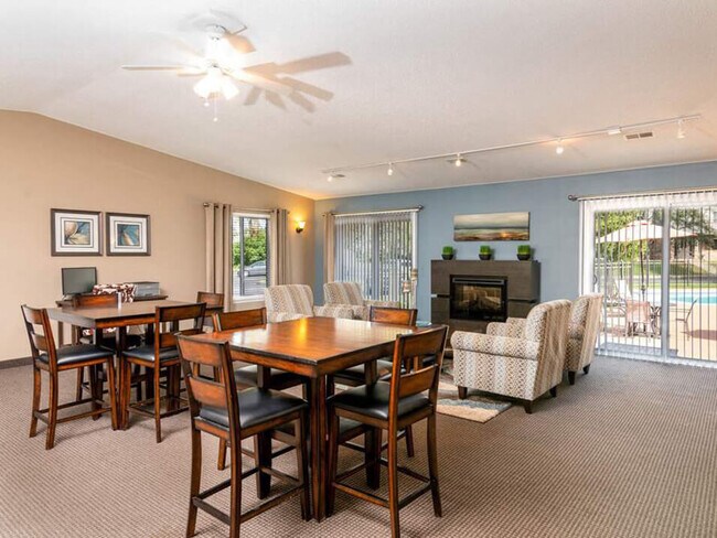 Hamilton Trace, Okemos, MI 48864 - photo 3