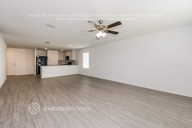 10209 Hackberry Spg Way, Crowley, TX 76036 - photo 5