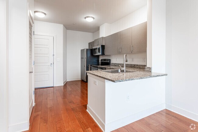 2BR, 1BA - 724SF - Kitchen