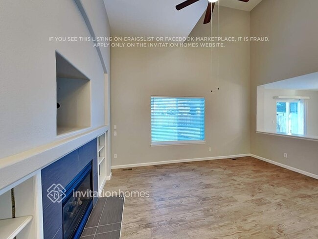 22039 E Princeton Cir, Aurora, CO 80018 - photo 5