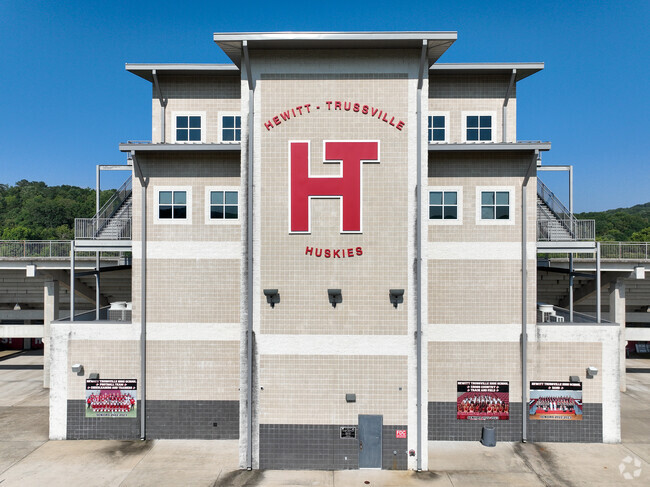 Hewitt-Trussville High School, Trussville AL Rankings & Reviews - Homes.com