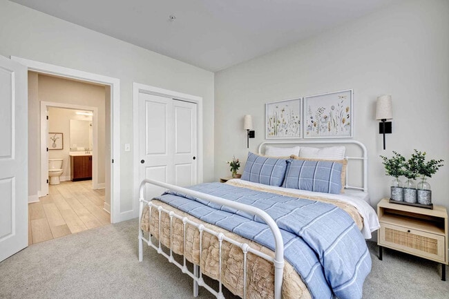 Tellus Bloom, Bloomfield, CT 06002 - photo 7