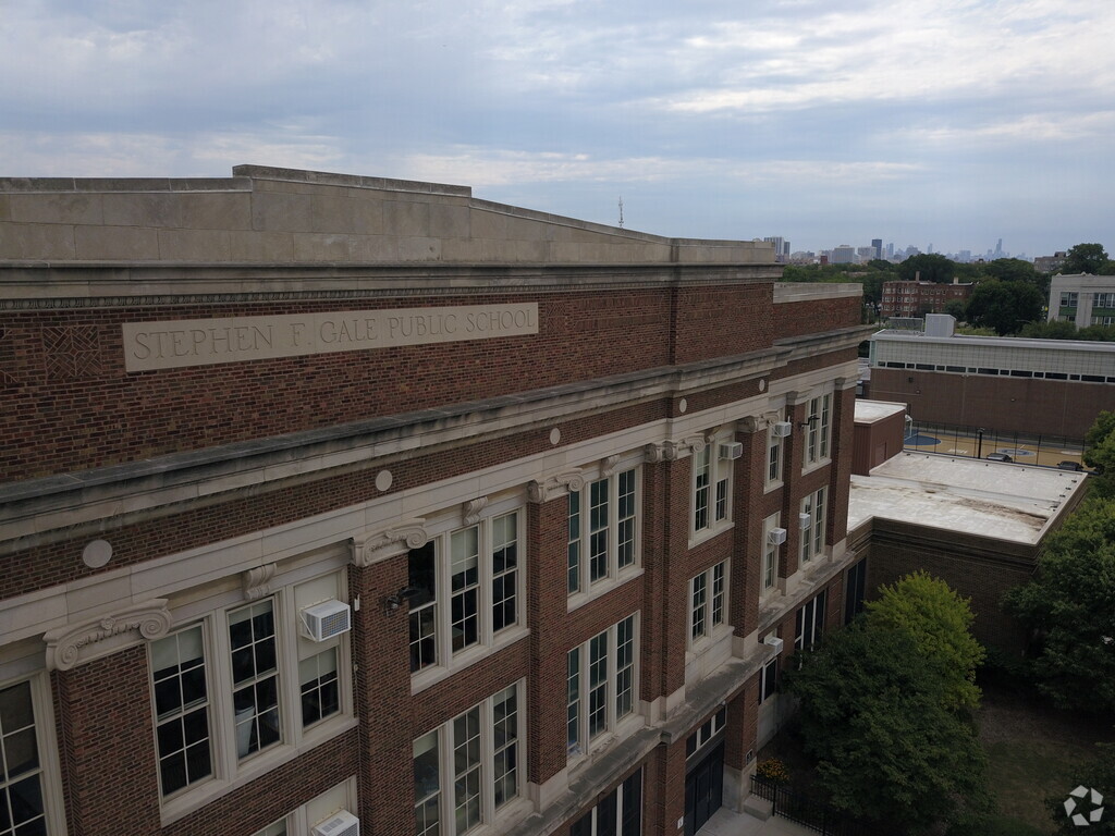 Welcome to Gale Community Academy in Rogers Park.