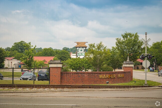 Warner Park hosts the Chattanooga Zoo as well as playgrounds and ball fields in Highland Park.