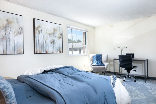 College Park by Allen & Pugh, State College, PA 16801 - photo 6