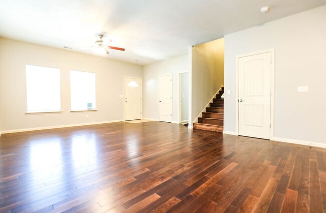 509 E Madison St unit B, Springfield, MO 65806 - photo 3