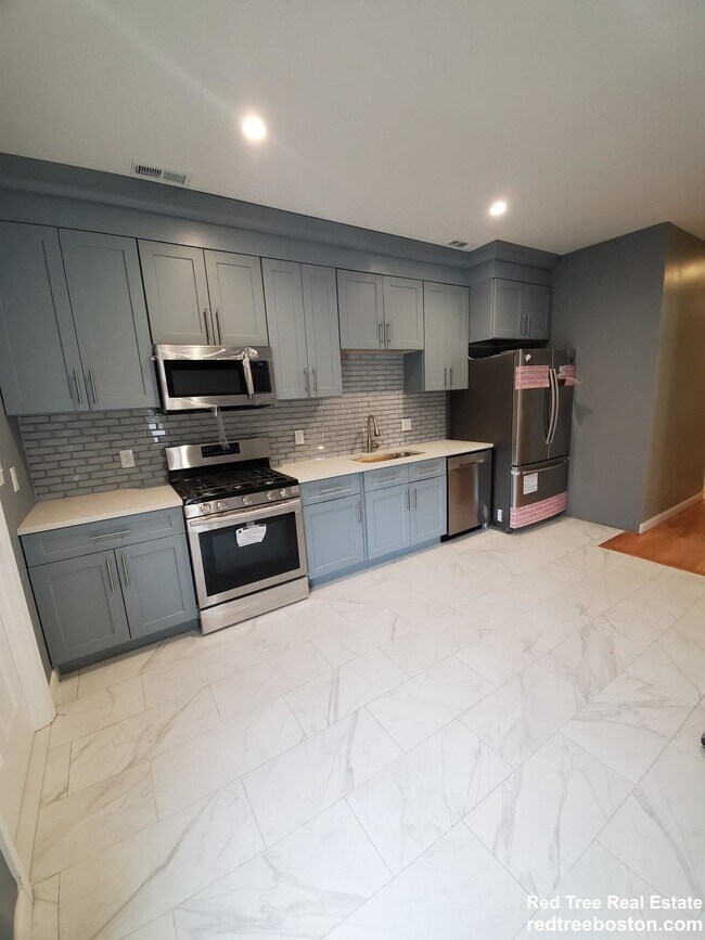 296 Brookline St, Cambridge, MA 02139