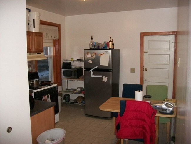 157 Thorndike St unit 3, Brookline, MA 02446 - photo 5