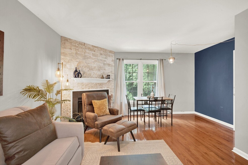 6346 Chimney Wood Ct unit ID1352700P, Alexandria, VA 22306 - photo 1