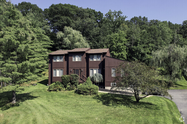 A beautiful contemporary styled home in Haverstraw, NY gives lots of charm to this area.