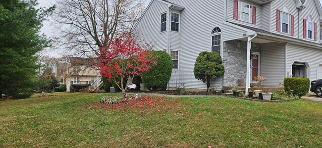 34 Degas Cir, Wilmington, DE 19808 - photo 2