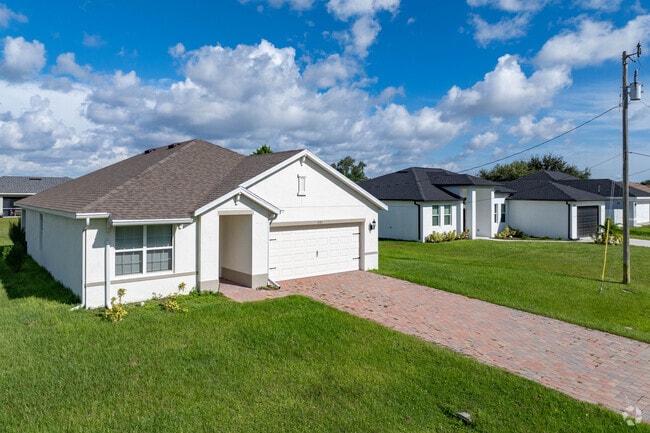 Mariner primarily has newer constructed homes as it has only recently been developed.