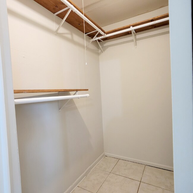 404 Bullard Pkwy, Temple Terrace, FL 33617 - photo 7