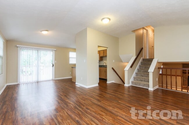 7943 Cardinal Cove W, Indianapolis, IN 46256 - photo 3