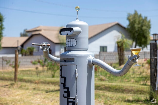 A drive around Deer Valley reveals the neighborhood's artsier spots.