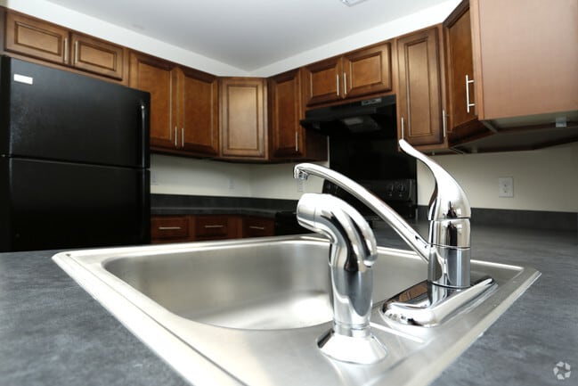 The Willows at Orchard Road, Skillman, NJ 08558 - photo 4