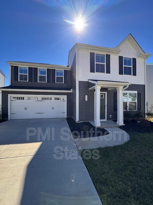 926 Shakespeare Dr, Woodruff, SC 29388