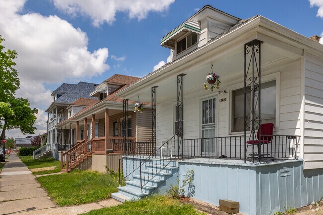 Bungalows in Campau-Banglatown are set close to the street with large backyards.