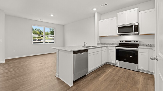 5981 Skylar Dr SW, South Fulton, GA 30331 - photo 4