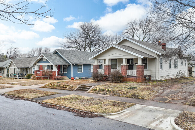 The popular Craftsman architecture in Yorktown adds to the draw of this Midtown neighborhood.
