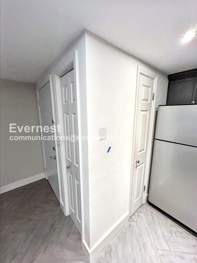 Mayfair unit 407, Atlanta, GA 30309 - photo 2