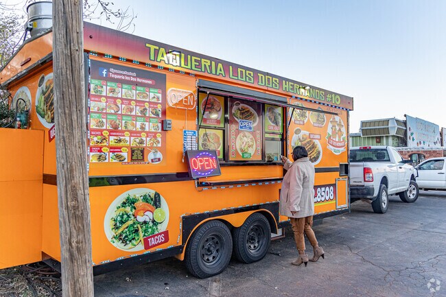 The Los Dos Hermanos food truck is the best place for Mexican food in Newcastle.