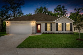 937 Oak Ave, Bridge City, LA 70094