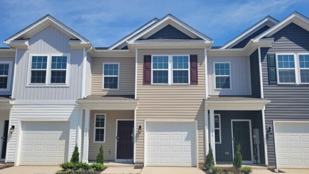 148 Rae Ct, Luray, VA 22835 - photo 1