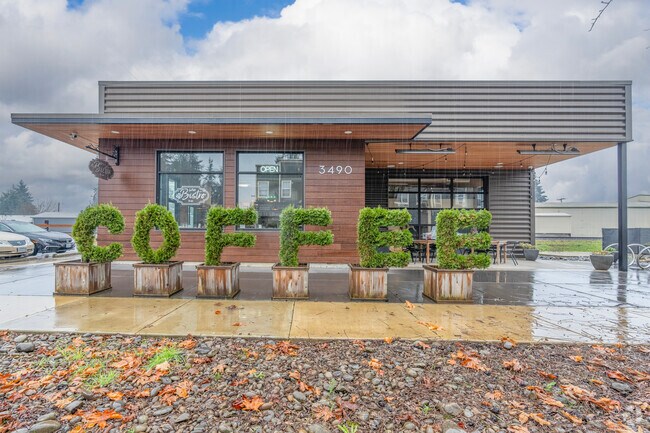 Le Petit Bistro is a mainstay for coffee, tea, pastries and lunch in the Hubbard community.