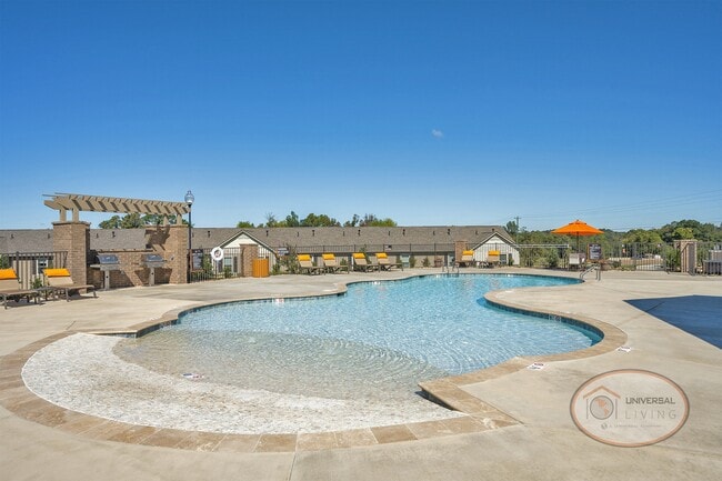 Universal at Thompson Creek, Morristown, TN 37813 - photo 2