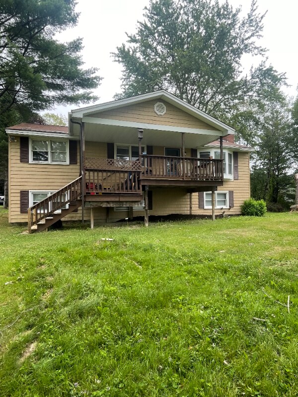 21 Freedom Ln Unit 1, Topsham, ME 04086