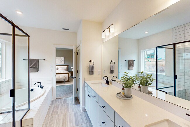 601 Blackwood Ct, Durham, NC 27705 - photo 5