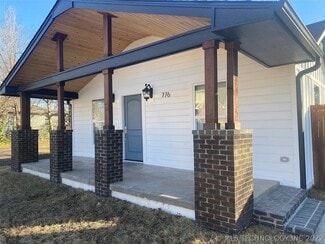 776 E Seminole Place, Tulsa, OK 74106