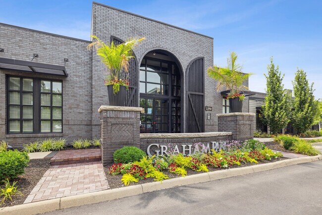 Graham Park at the Highlands, Columbus, OH 43235 - photo 2