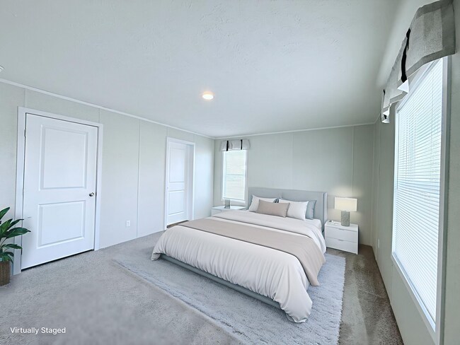 29652 Cambridge Ct, New Baltimore, MI 48051 - photo 6