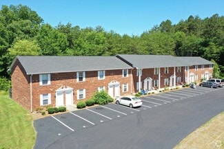 6901 Morgan Place Dr, Clemmons, NC 27012