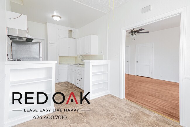 5830 La Mirada Ave unit 5834D, Los Angeles, CA 90038 - photo 2