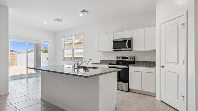 5434 E Axle Ln, San Tan Valley, AZ 85140 - photo 3