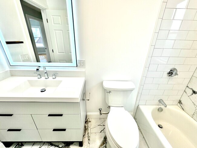 190 Hillside St unit 2, Roxbury Crossing, MA 02120 - photo 4