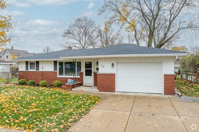 Ranch homes are not uncommon in the Zeeland area.