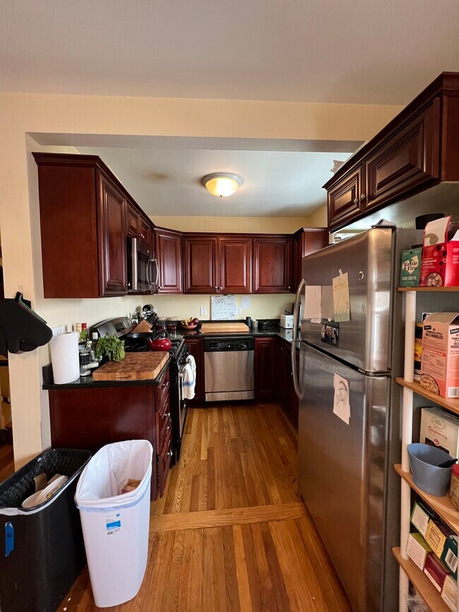 26 White St unit 2, Cambridge, MA 02140 - photo 3