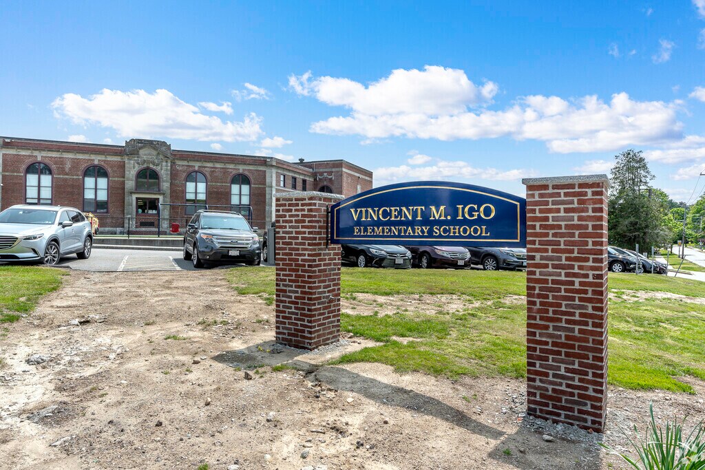 Vincent M Igo Elementary School in Foxborough fosters a supportive learning environment that empowers students to thrive academically and personally.
